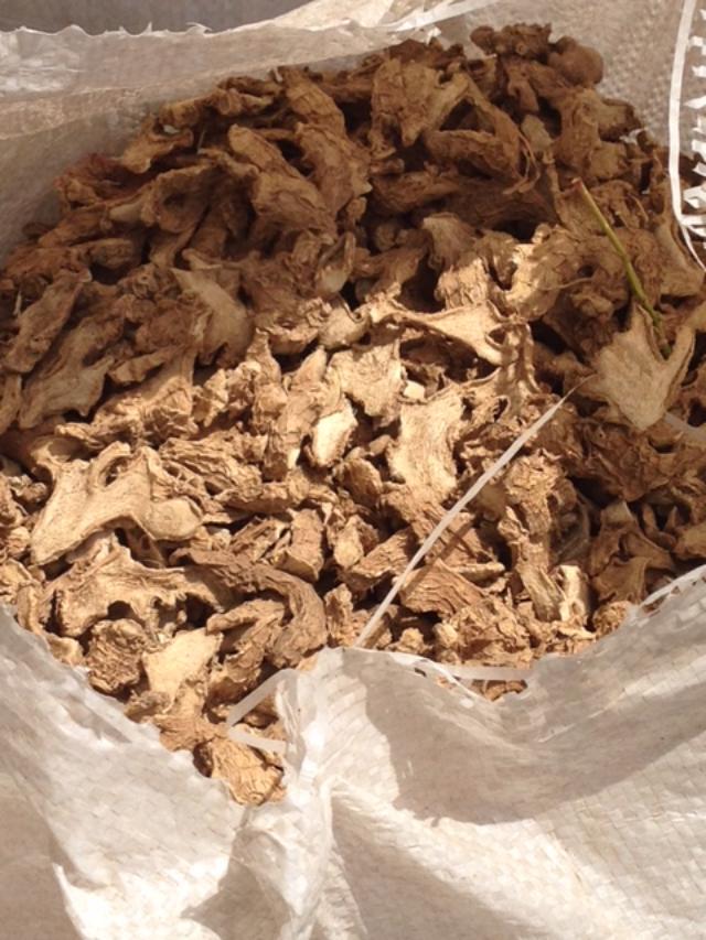 Dried split ginger 40kg pp packaging